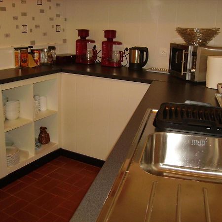 Le Petit Dragon Rouge Hotel Miers Екстериор снимка