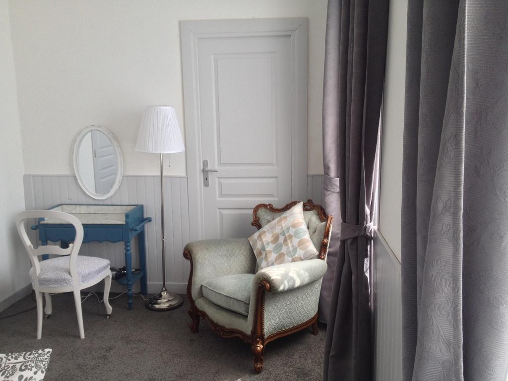 Le Petit Dragon Rouge Hotel Miers Стая снимка