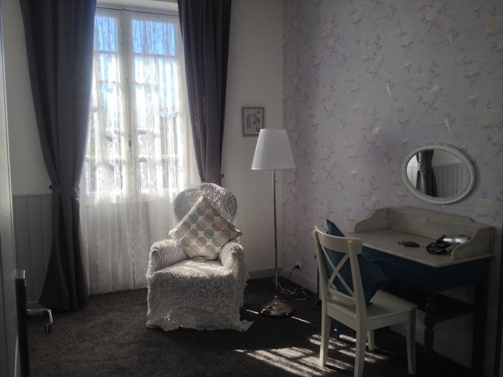 Le Petit Dragon Rouge Hotel Miers Стая снимка