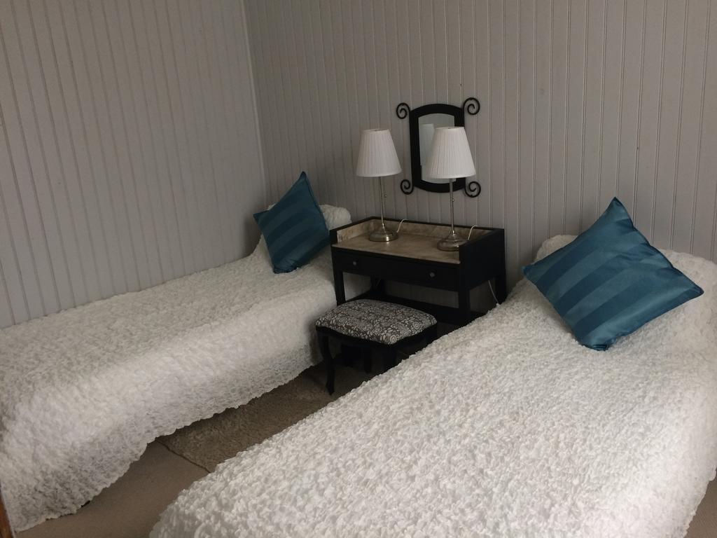 Le Petit Dragon Rouge Hotel Miers Екстериор снимка