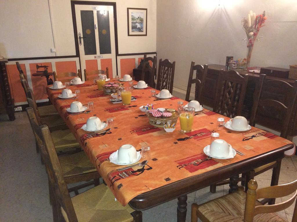 Le Petit Dragon Rouge Hotel Miers Екстериор снимка