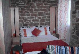 Le Petit Dragon Rouge Hotel Miers Екстериор снимка